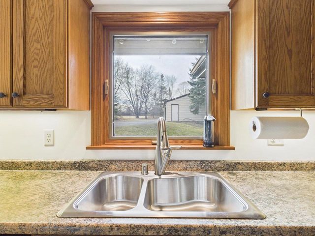 W180N8607 Town Hall ROAD, Menomonee Falls, WI 53051