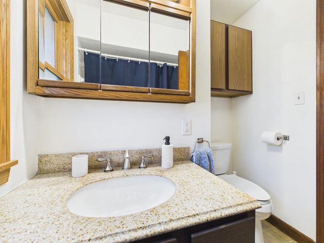 W180N8607 Town Hall ROAD, Menomonee Falls, WI 53051