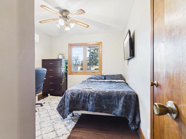 W180N8607 Town Hall ROAD, Menomonee Falls, WI 53051