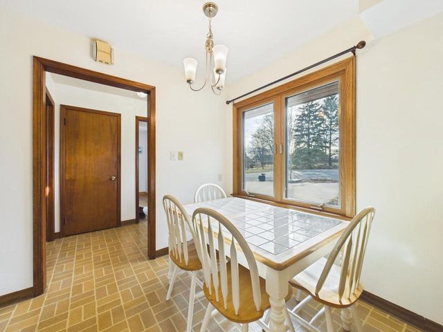 W180N8607 Town Hall ROAD, Menomonee Falls, WI 53051