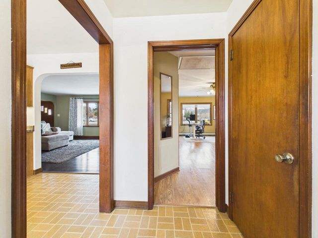 W180N8607 Town Hall ROAD, Menomonee Falls, WI 53051