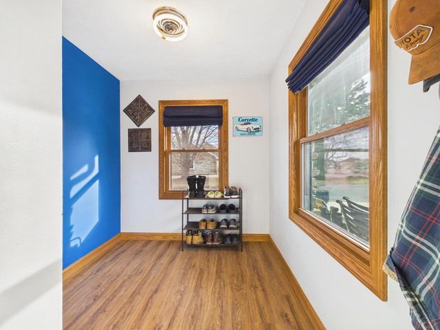 W180N8607 Town Hall ROAD, Menomonee Falls, WI 53051