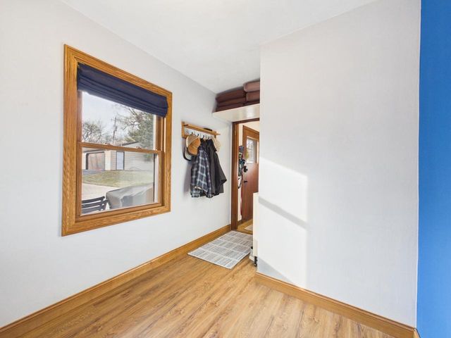 W180N8607 Town Hall ROAD, Menomonee Falls, WI 53051