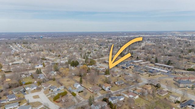 W180N8607 Town Hall ROAD, Menomonee Falls, WI 53051