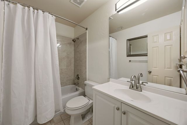 2001 Fleming Drive, Mckinney, TX 75072