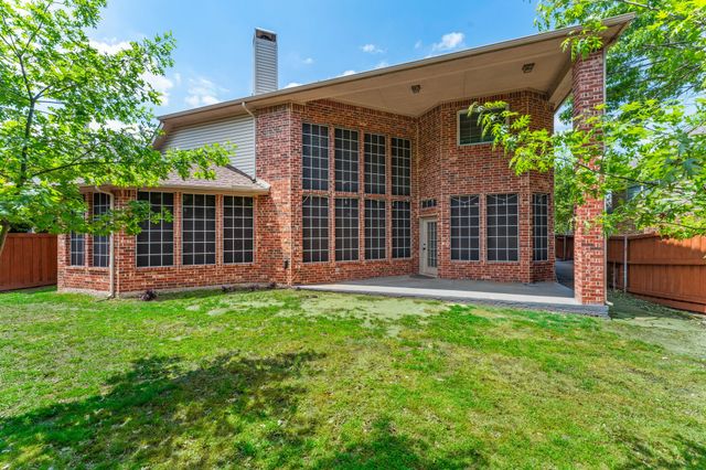 2001 Fleming Drive, Mckinney, TX 75072