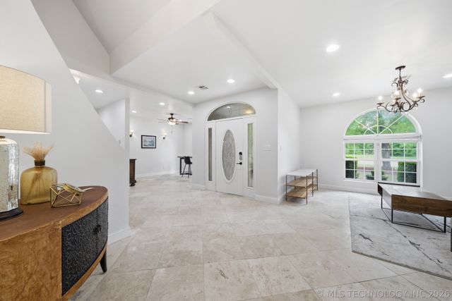 1706 Kings Road, Okmulgee, OK 74447