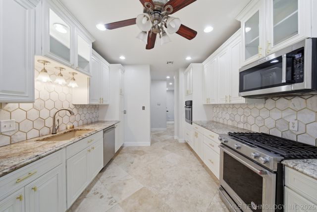 1706 Kings Road, Okmulgee, OK 74447