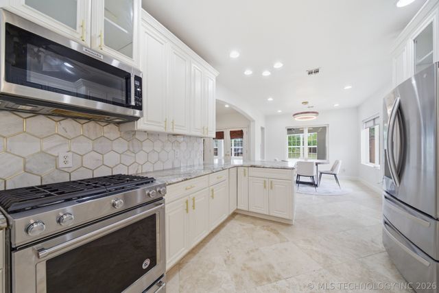 1706 Kings Road, Okmulgee, OK 74447