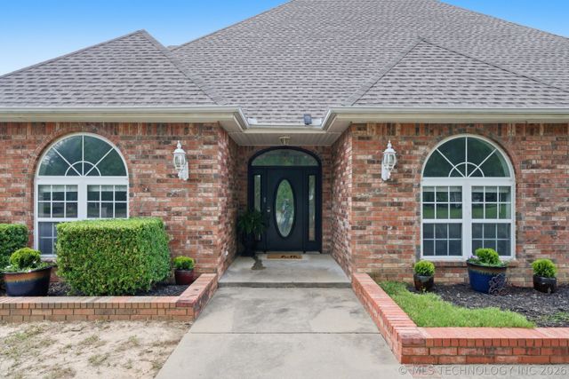 1706 Kings Road, Okmulgee, OK 74447