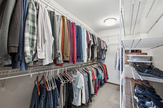 130 Woodland Court, Robins, IA 52328