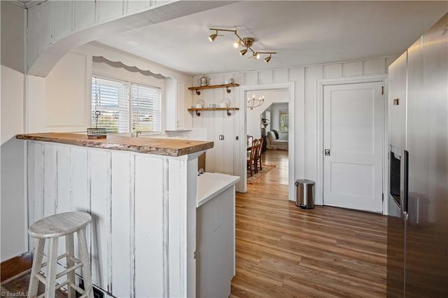 624 52 E ByPass, Pilot Mountain, NC 27041