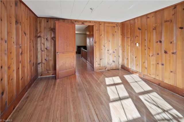 624 52 E ByPass, Pilot Mountain, NC 27041