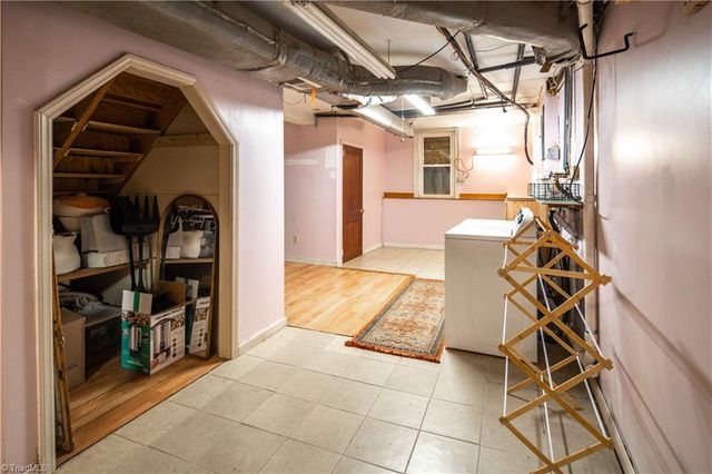 624 52 E ByPass, Pilot Mountain, NC 27041