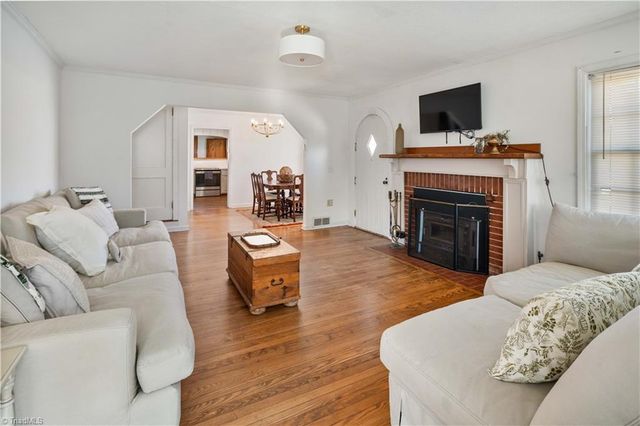 624 52 E ByPass, Pilot Mountain, NC 27041