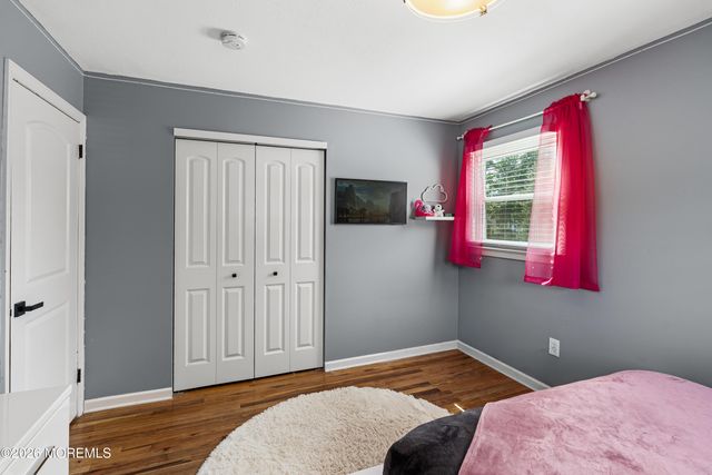7 Oxford Road, Manalapan, NJ 07726