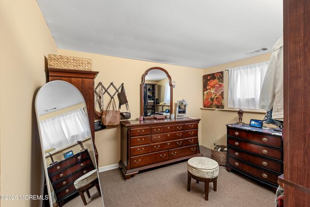 7 Oxford Road, Manalapan, NJ 07726