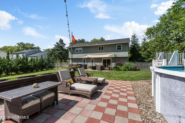 7 Oxford Road, Manalapan, NJ 07726