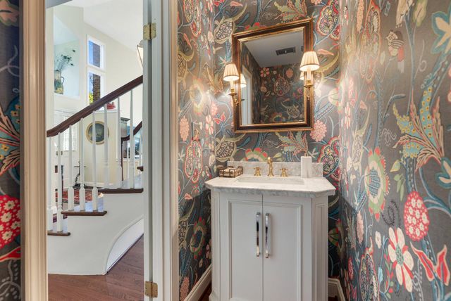 1 OLD BOXWOOD LN, Lutherville Timonium, MD 21093