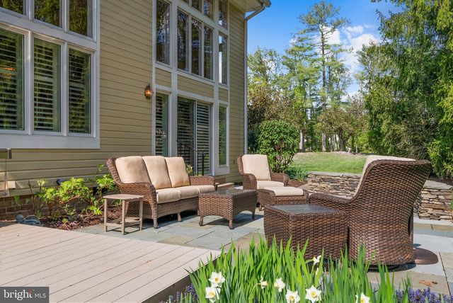 1 OLD BOXWOOD LN, Lutherville Timonium, MD 21093