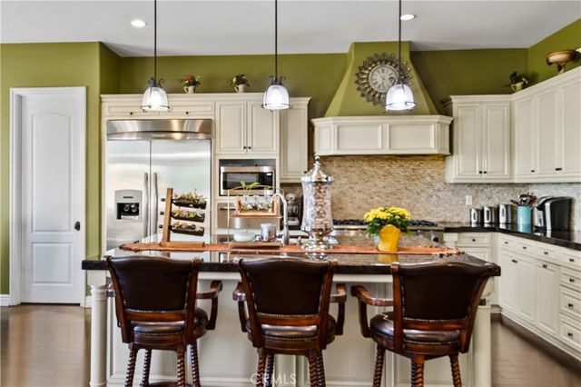 13761 Breeders Cup Drive, Rancho Cucamonga, CA 91739