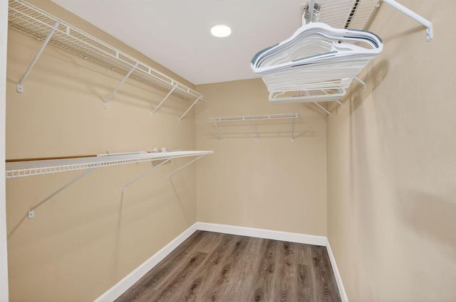 6069 Parkwalk Drive, Boynton Beach, FL 33472