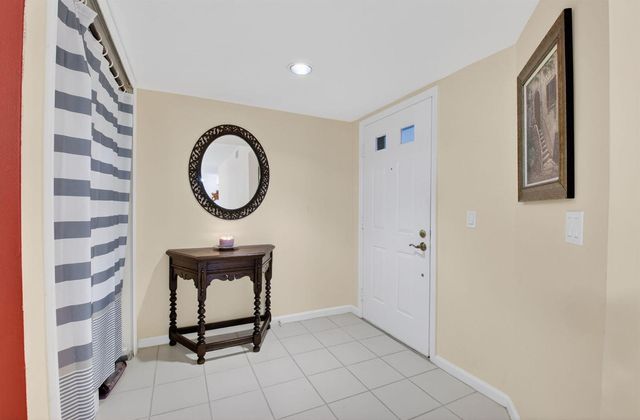 6069 Parkwalk Drive, Boynton Beach, FL 33472