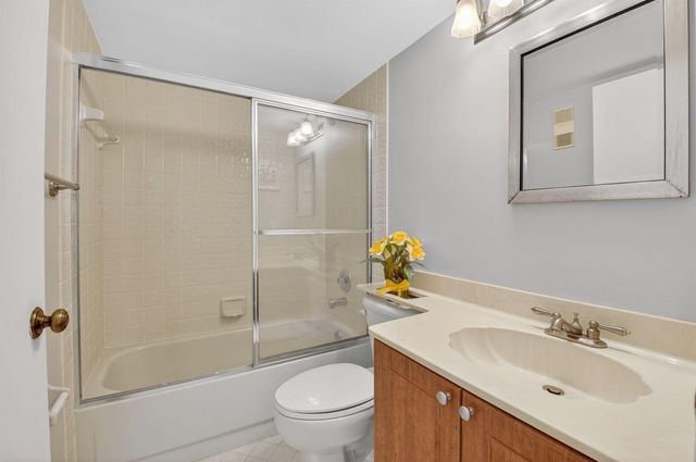 6069 Parkwalk Drive, Boynton Beach, FL 33472