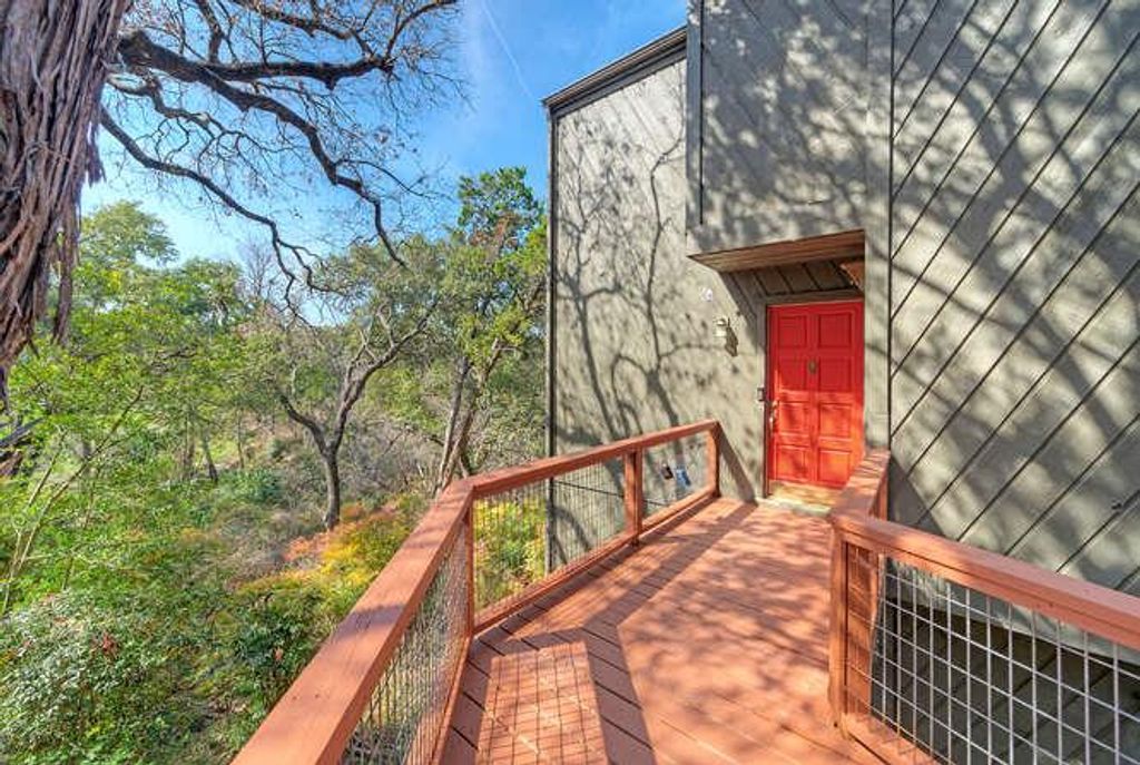 614 Sunfish ST, Lakeway, TX 78734