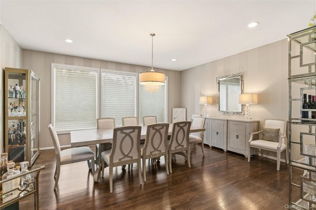 50 Tall Oak Crescent, Oyster Bay Cove, NY 11791