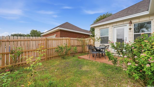 2022 Cotton Blvd, New Braunfels, TX 78130