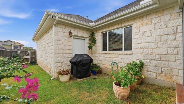 2022 Cotton Blvd, New Braunfels, TX 78130