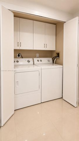 3640 Yacht Club Dr 502, Aventura, FL 33180