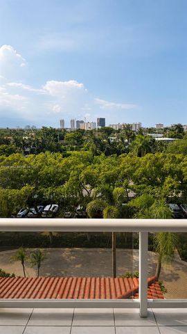3640 Yacht Club Dr 502, Aventura, FL 33180