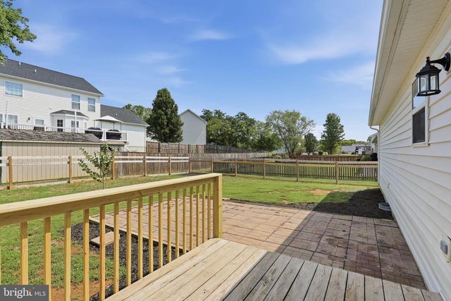 94 ESCALADE LN, Martinsburg, WV 25403