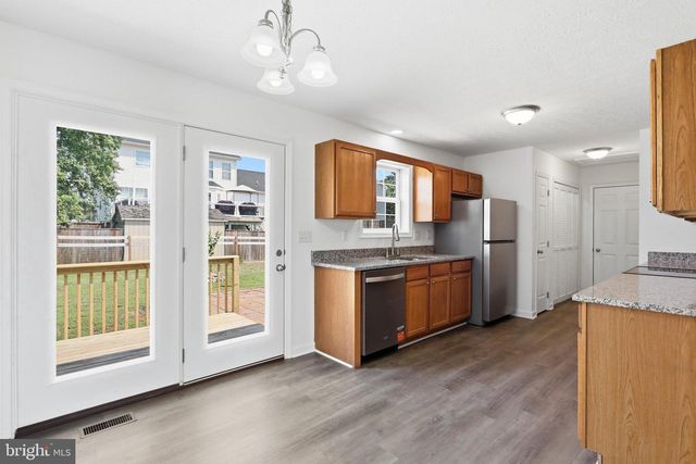 94 ESCALADE LN, Martinsburg, WV 25403