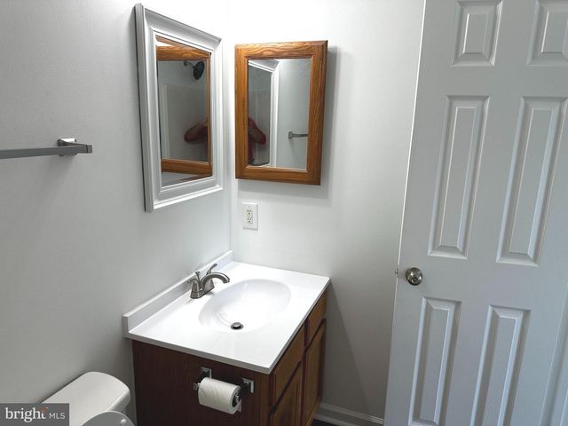 94 ESCALADE LN, Martinsburg, WV 25403
