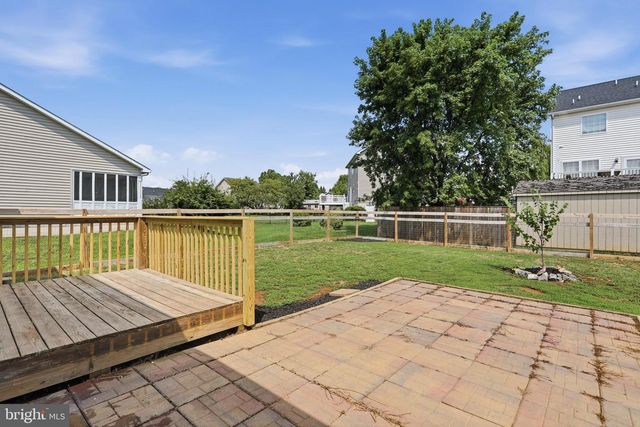 94 ESCALADE LN, Martinsburg, WV 25403