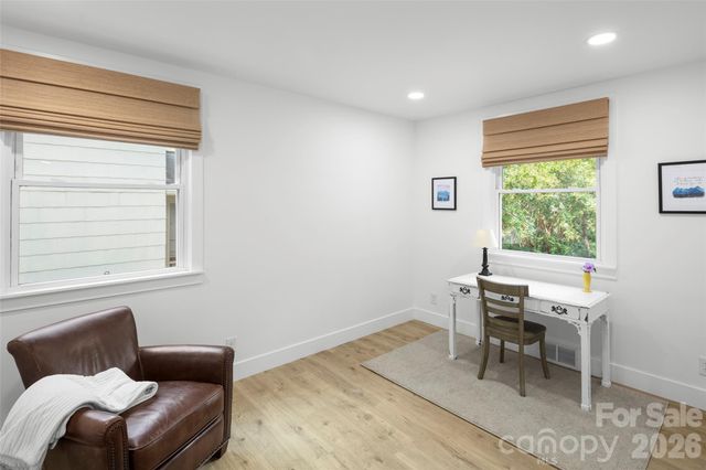 33 Maywood Road, Asheville, NC 28804