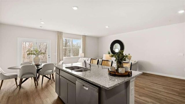 245 Sound Circle, Stockbridge, GA 30281