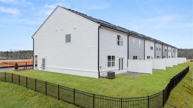 245 Sound Circle, Stockbridge, GA 30281