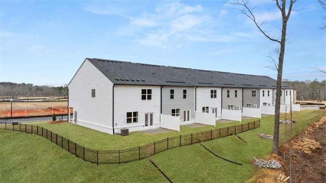 245 Sound Circle, Stockbridge, GA 30281