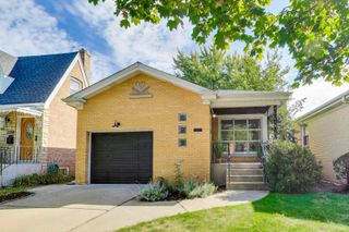 6053 N Keeler Avenue, Chicago, IL 60646