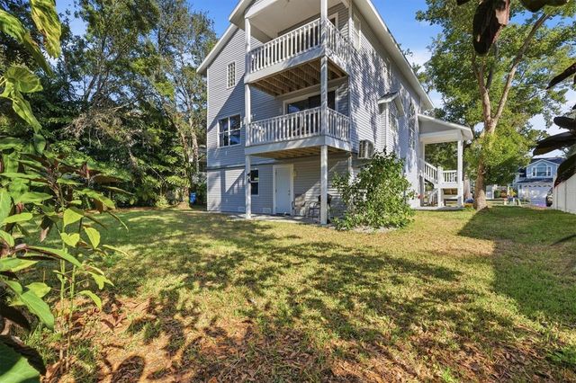 385 N CAROLINA AVENUE, Palm Harbor, FL 34683