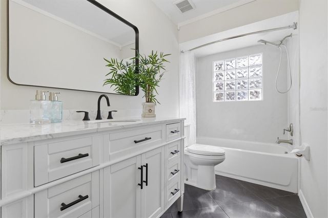 385 N CAROLINA AVENUE, Palm Harbor, FL 34683