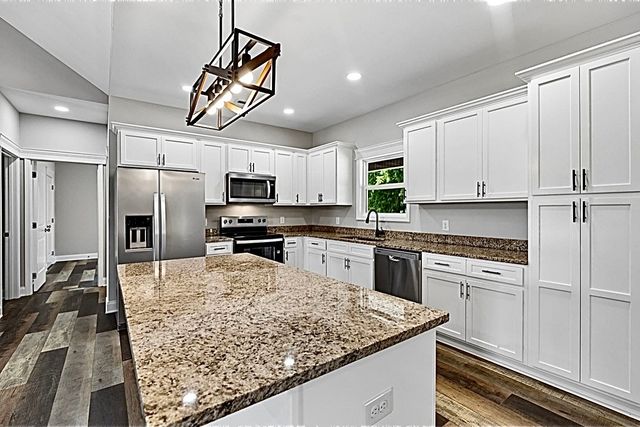 132 Whitaker Road, Shelbyville, TN 37160