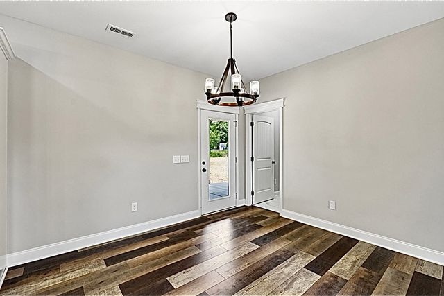132 Whitaker Road, Shelbyville, TN 37160
