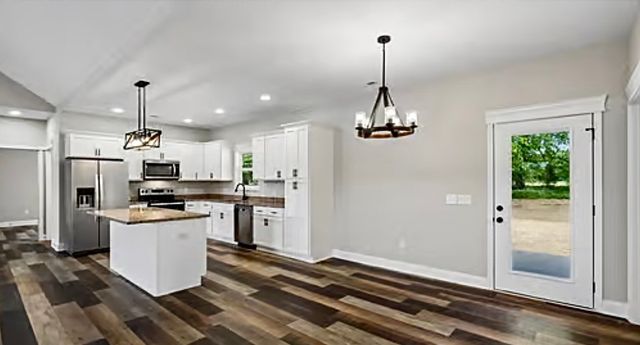 132 Whitaker Road, Shelbyville, TN 37160