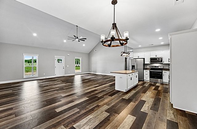 132 Whitaker Road, Shelbyville, TN 37160