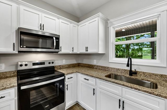 132 Whitaker Road, Shelbyville, TN 37160